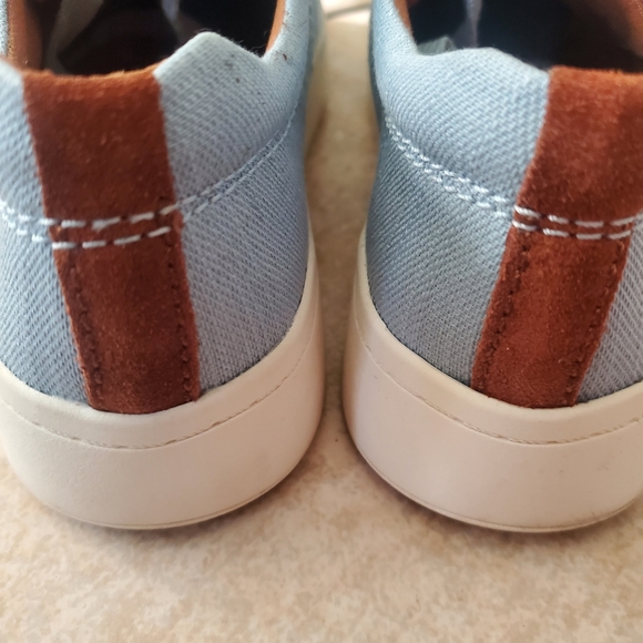 Brand new without tags zodiac sneakers - Picture 4 of 6